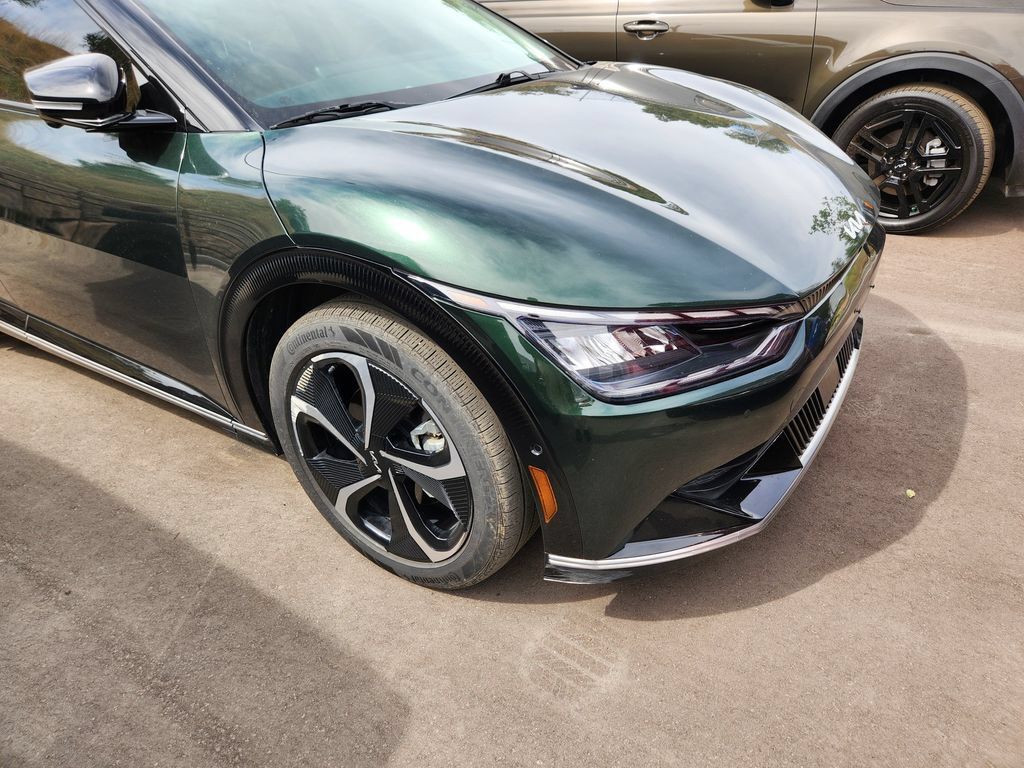 Certified 2023 Kia EV6 GT-Line AWD/4WD image 4