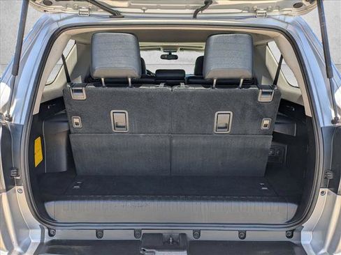 Used 2019 Toyota 4Runner SR5 Premium AWD/4WD image 6