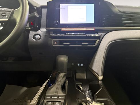 New 2026 Toyota Camry LE FWD image 14