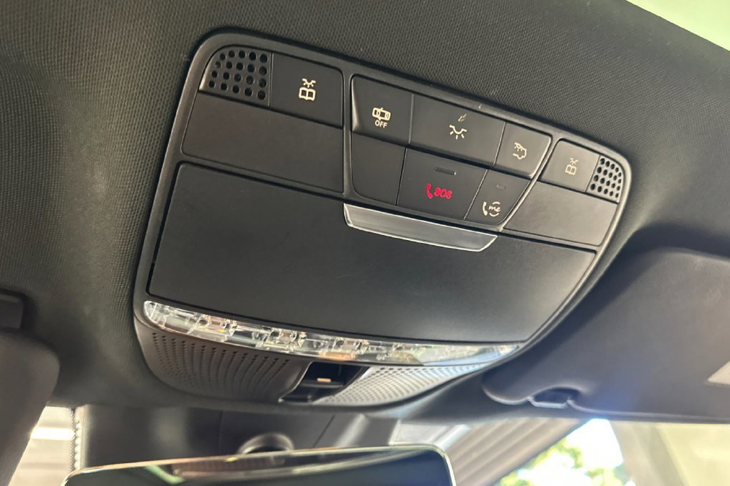 Certified 2023 Mercedes-Benz C 300 4MATIC Coupe image 38