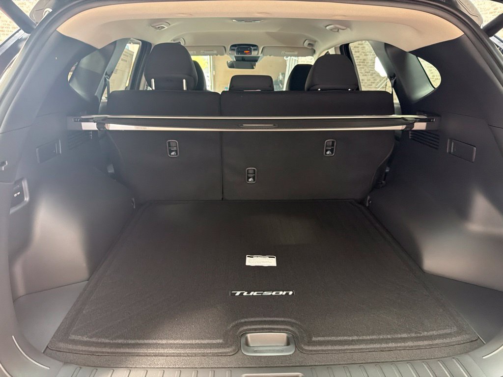 New 2026 Hyundai Tucson SEL FWD image 12