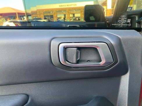 Used 2026 Ford Bronco Outer Banks AWD/4WD image 10