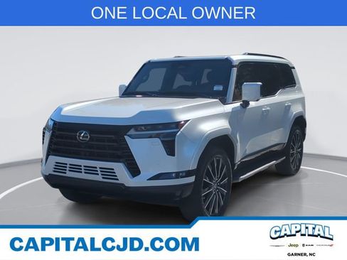 Used 2024 Lexus GX 550 image 1
