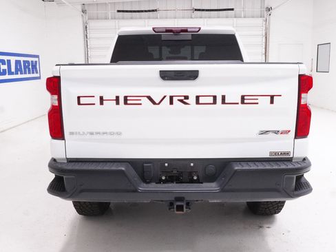 Used 2024 Chevrolet Silverado 1500 ZR2 w/ Technology Package AWD/4WD image 6
