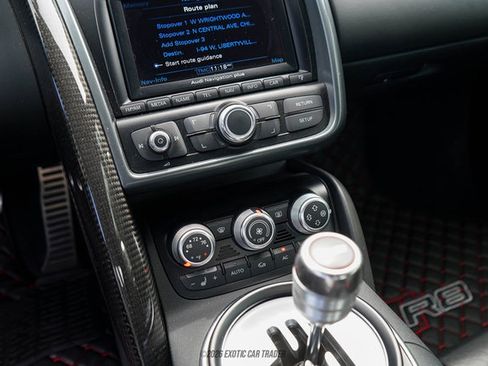 Used 2011 Audi R8 V10 AWD/4WD image 29