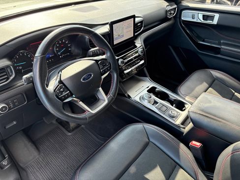 Used 2022 Ford Explorer ST-Line w/ Class IV Trailer Tow Package image 23