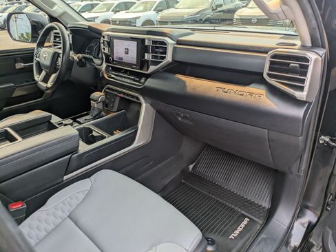 Used 2023 Toyota Tundra SR5 w/ SR5 Convenience Package AWD/4WD image 33