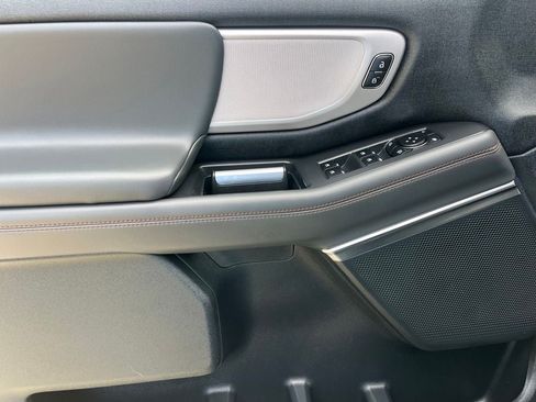Certified 2025 Ford Expedition Max Active AWD/4WD image 37