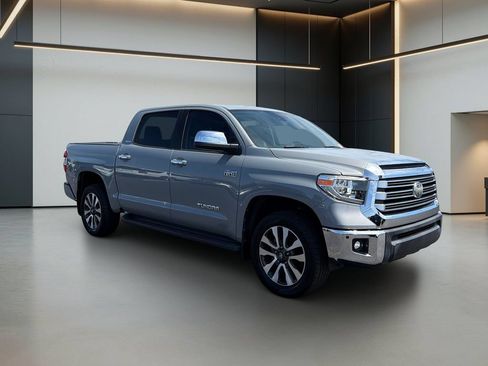 Used 2021 Toyota Tundra Limited w/ Limited Premium Package AWD/4WD image 8