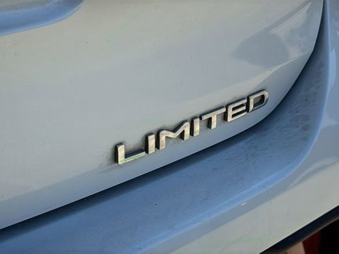 Used 2020 Toyota Highlander Limited image 7