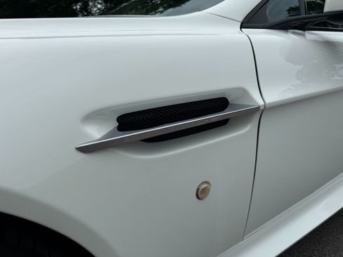 Used 2015 Aston Martin V8 Vantage GT RWD image 46