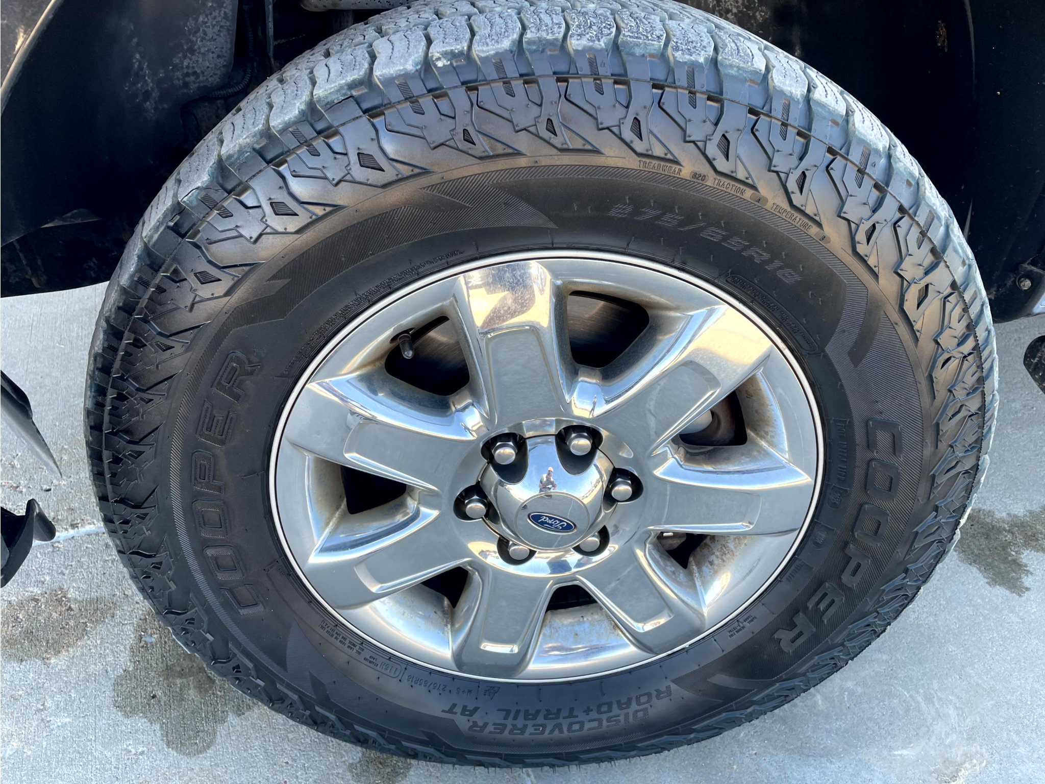 Used 2014 Ford F150 XLT w/ Equipment Group 302A Luxury AWD/4WD image 6