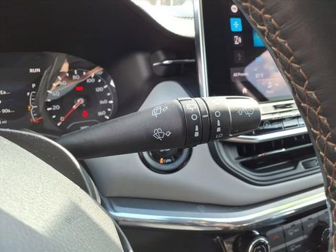 Certified 2022 Jeep Compass Limited image 20