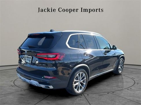 Used 2023 BMW X5 xDrive40i w/ Premium Package image 5