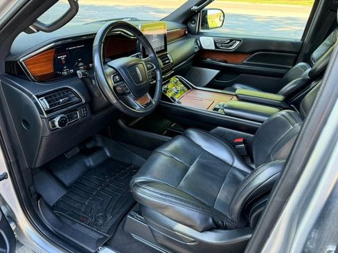 Used 2020 Lincoln Navigator Reserve w/ Luxury Package AWD/4WD image 16