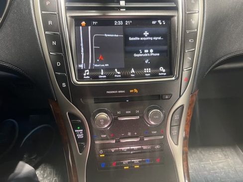 Used 2019 Lincoln Nautilus Reserve w/ Ultimate Package image 10