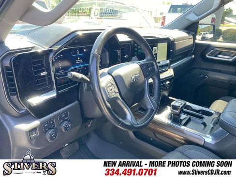 Used 2023 Chevrolet Silverado 1500 LT Trail Boss image 52