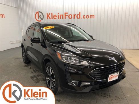 Used 2022 Ford Escape SE w/ SE Sport Appearance Package image 1
