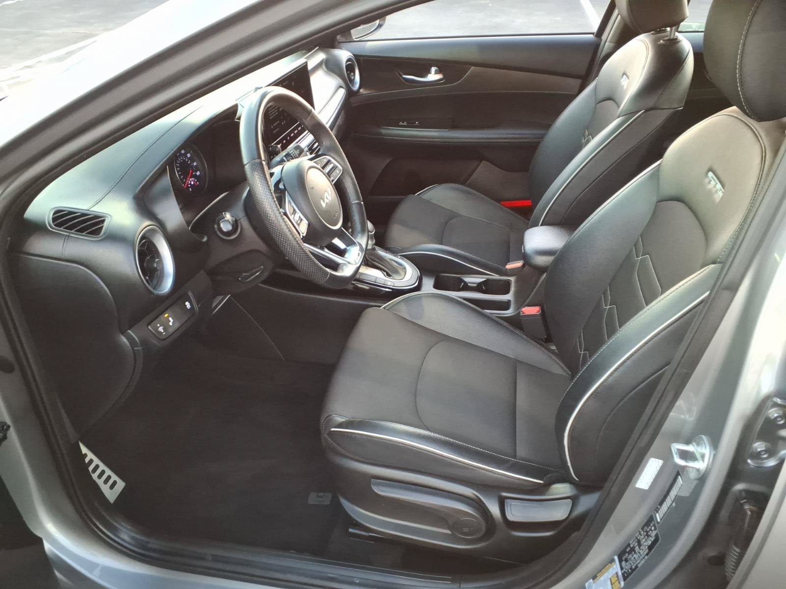 Used 2023 Kia Forte GT-Line w/ GT-Line Technology Package FWD image 15