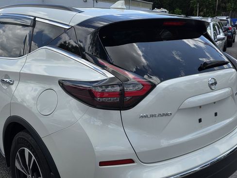 Used 2019 Nissan Murano SV w/ Premium Package AWD/4WD image 7
