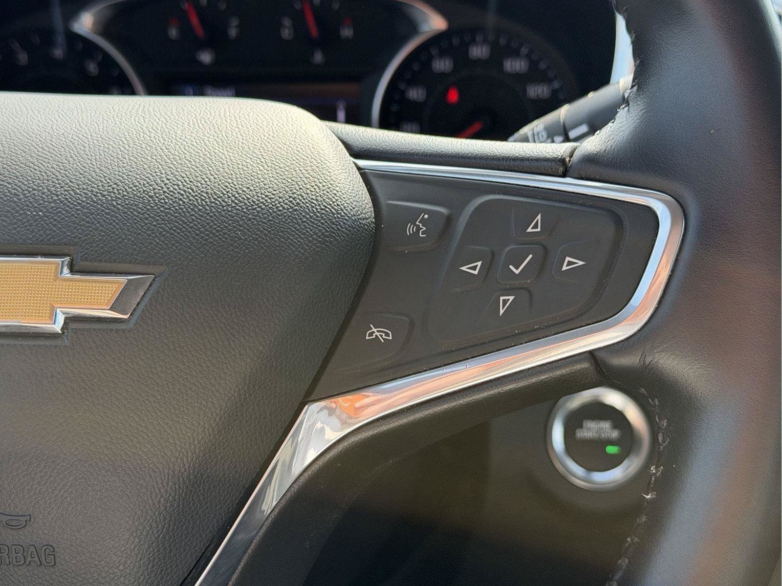 Used 2022 Chevrolet Equinox LT AWD/4WD image 16
