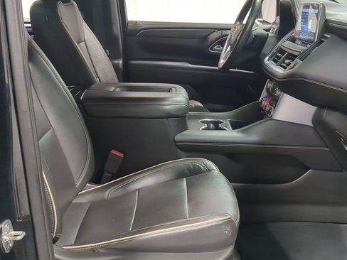 Used 2021 GMC Yukon XL SLT image 39