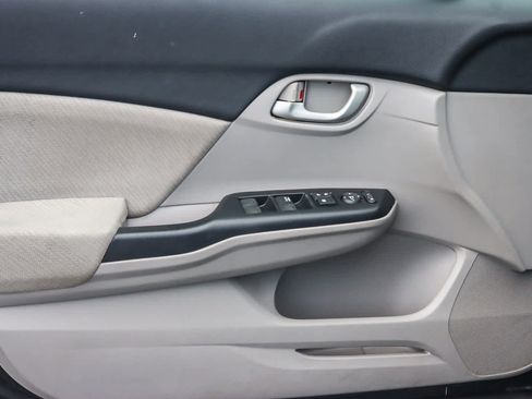 Used 2013 Honda Civic LX image 19