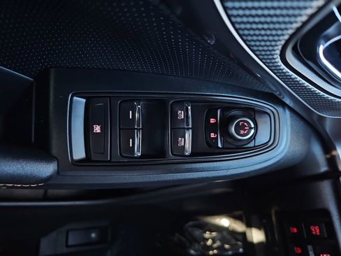 Certified 2023 Subaru Crosstrek 2.5i Limited image 28