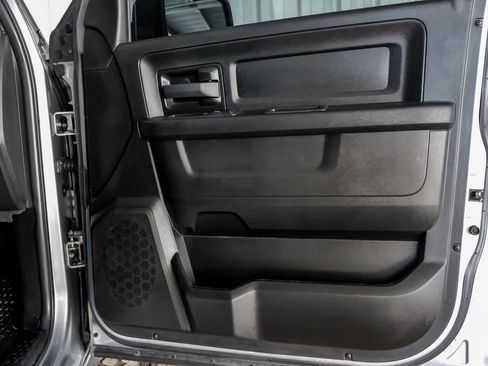 Used 2022 RAM 2500 Tradesman w/ Chrome Appearance Group image 42