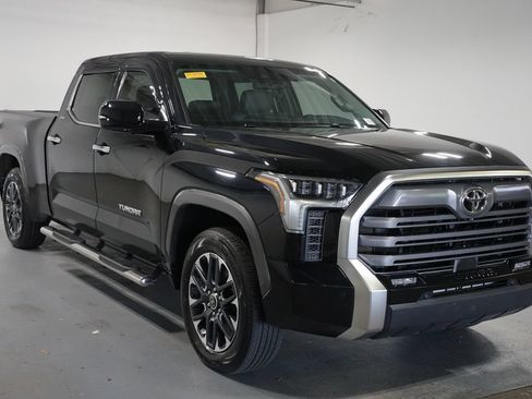 Used 2022 Toyota Tundra Limited AWD/4WD image 3