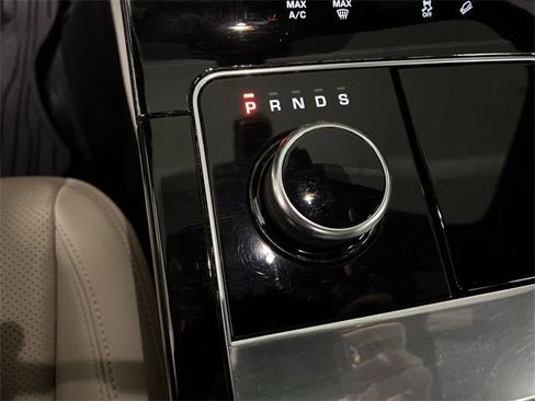 Used 2020 Land Rover Range Rover Velar R-Dynamic S image 16