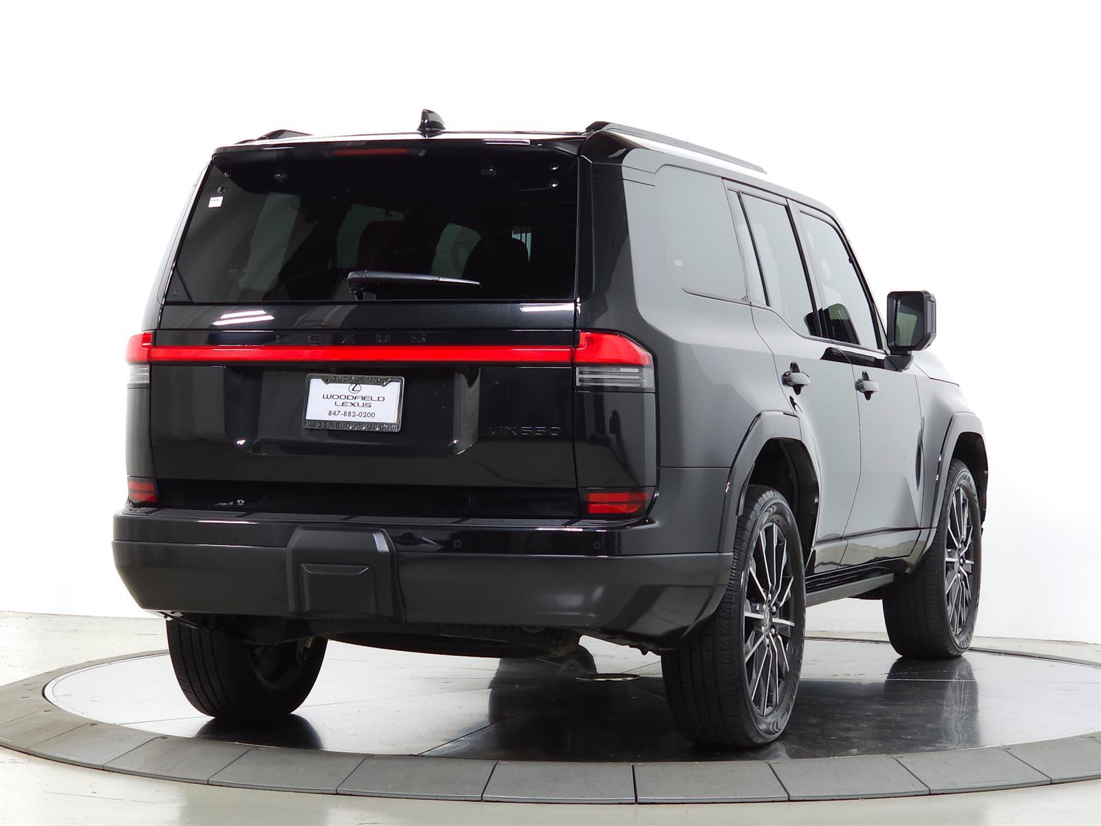 Used 2024 Lexus GX 550 w/ Cold Area Package AWD/4WD image 9