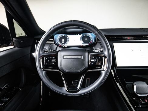 Used 2025 Land Rover Range Rover Sport Dynamic SE AWD/4WD image 26