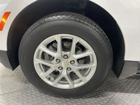 Used 2022 Chevrolet Equinox LT AWD/4WD image 10