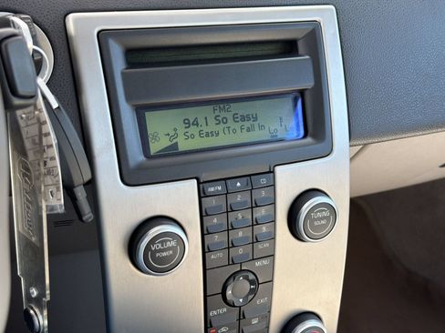Used 2006 Volvo C70 T5 FWD image 14