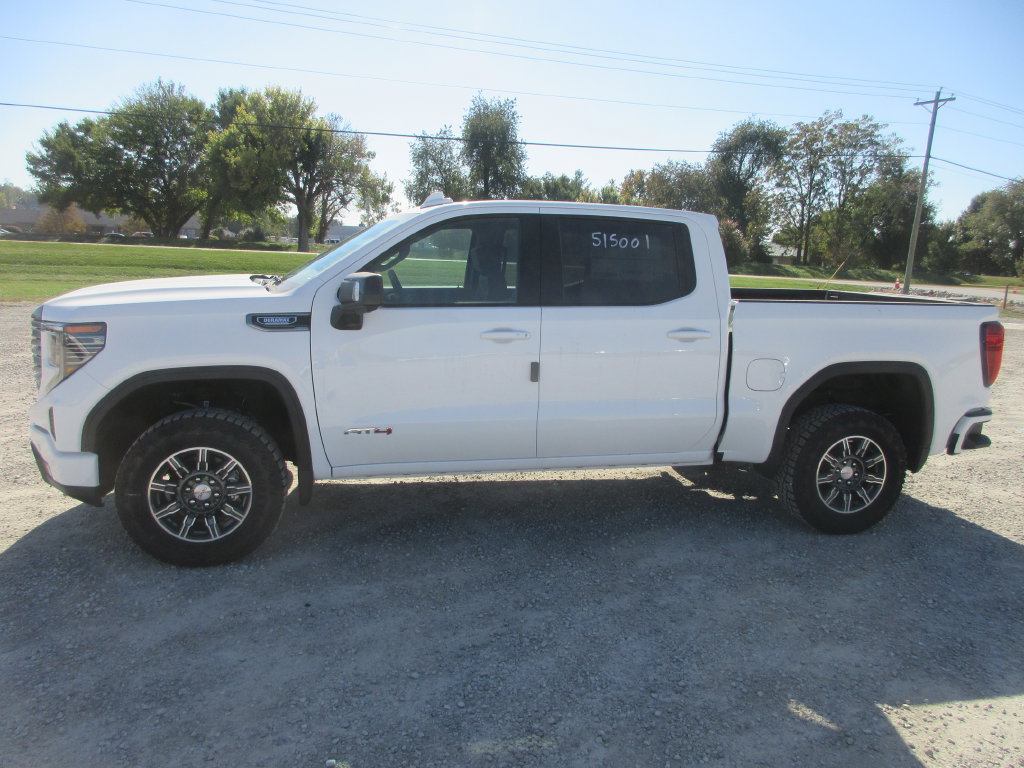 New 2026 GMC Sierra 1500 AT4 w/ AT4 Premium Package AWD/4WD image 9