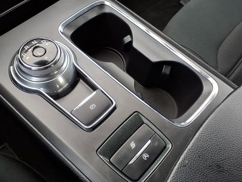 Used 2020 Ford Fusion SE image 20