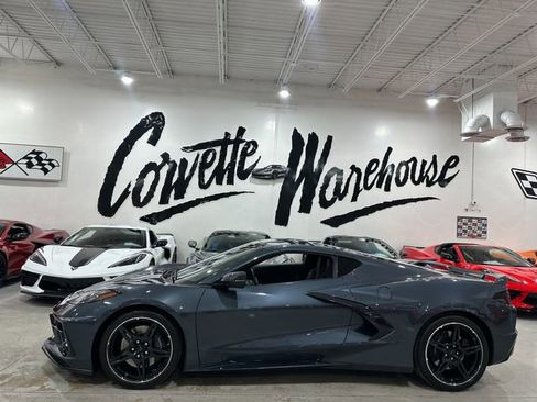 Used 2020 Chevrolet Corvette Stingray Coupe w/ Z51 Performance Package RWD image 2