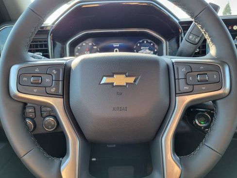 New 2026 Chevrolet Silverado 1500 LT w/ Z71 Off-Road Package AWD/4WD image 11