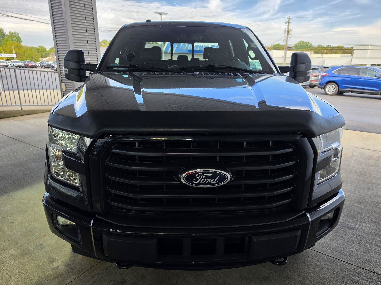 Used 2017 Ford F150 XLT w/ Equipment Group 302A Luxury AWD/4WD image 5