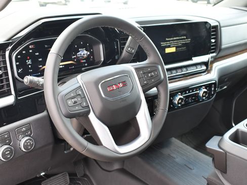 New 2026 GMC Sierra 1500 Elevation w/ LPO, Elevation Black Package AWD/4WD image 14