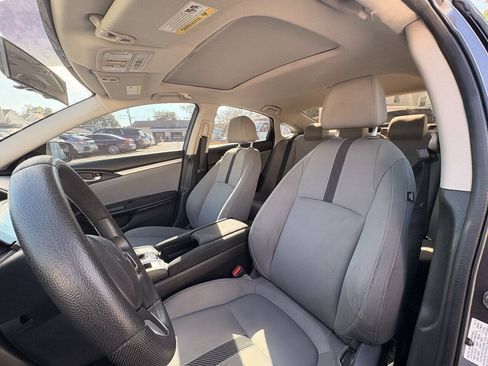 Used 2018 Honda Civic EX image 14