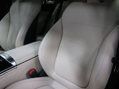 Used 2023 Mercedes-Benz C 300 Sedan image 11