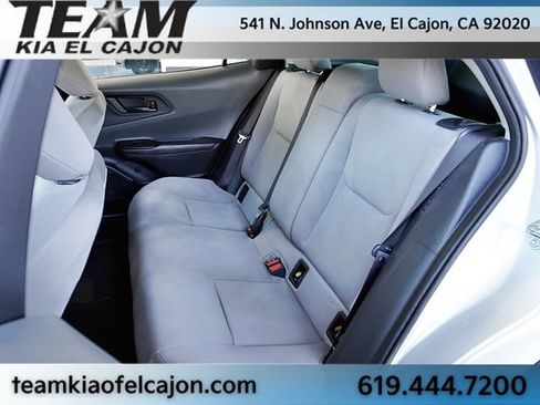 Used 2025 Toyota Prius LE FWD image 17