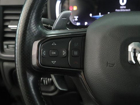 Used 2023 RAM 1500 Laramie AWD/4WD image 11