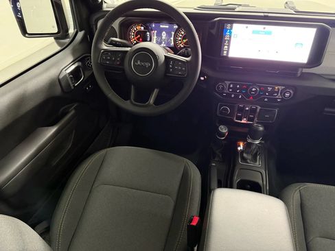 Used 2024 Jeep Wrangler Unlimited Sport AWD/4WD image 89