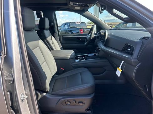New 2026 Chevrolet Tahoe Z71 w/ Comfort Package AWD/4WD image 22