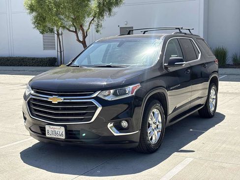 Used 2019 Chevrolet Traverse LT FWD image 7