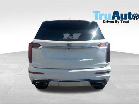 Used 2020 Cadillac XT6 Premium Luxury FWD image 6