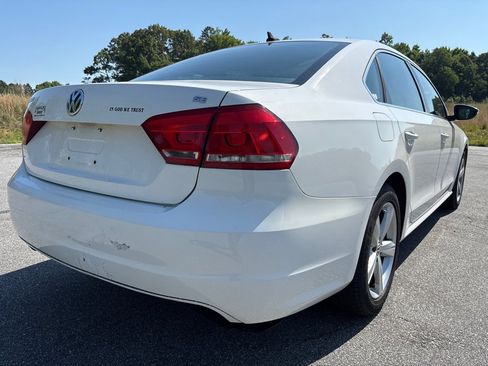 Used 2012 Volkswagen Passat 2.5 SE FWD image 5